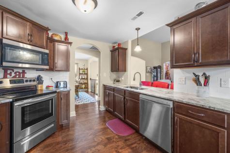 202 Kingstons Cove Clarksville TN 37042