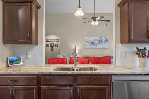 202 Kingstons Cove Clarksville TN 37042