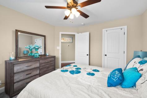 202 Kingstons Cove Clarksville TN 37042