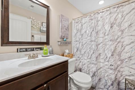 202 Kingstons Cove Clarksville TN 37042