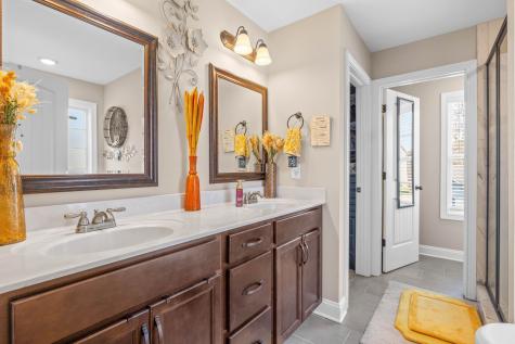 202 Kingstons Cove Clarksville TN 37042