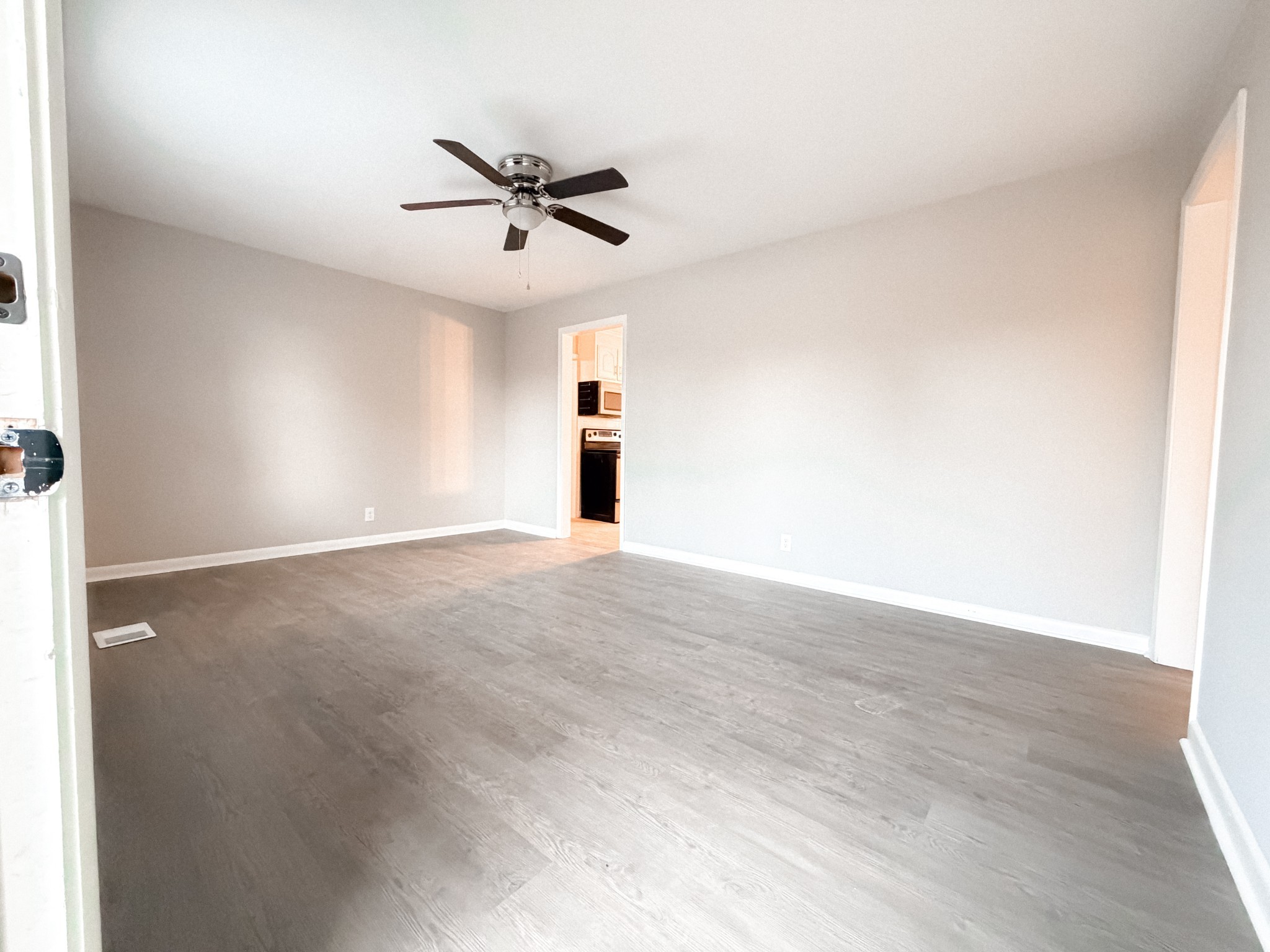 1906 Gardner Drive Murfreesboro TN 37130