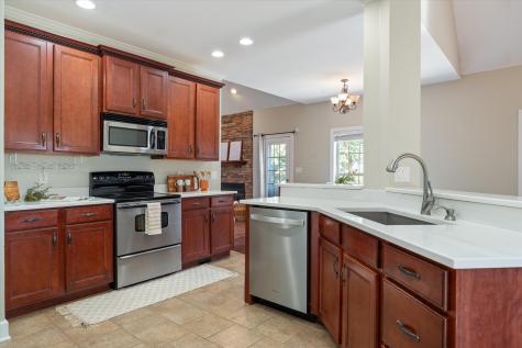 3699 Prestwicke Place Adams TN 37010
