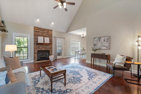 3699 Prestwicke Place Adams TN 37010
