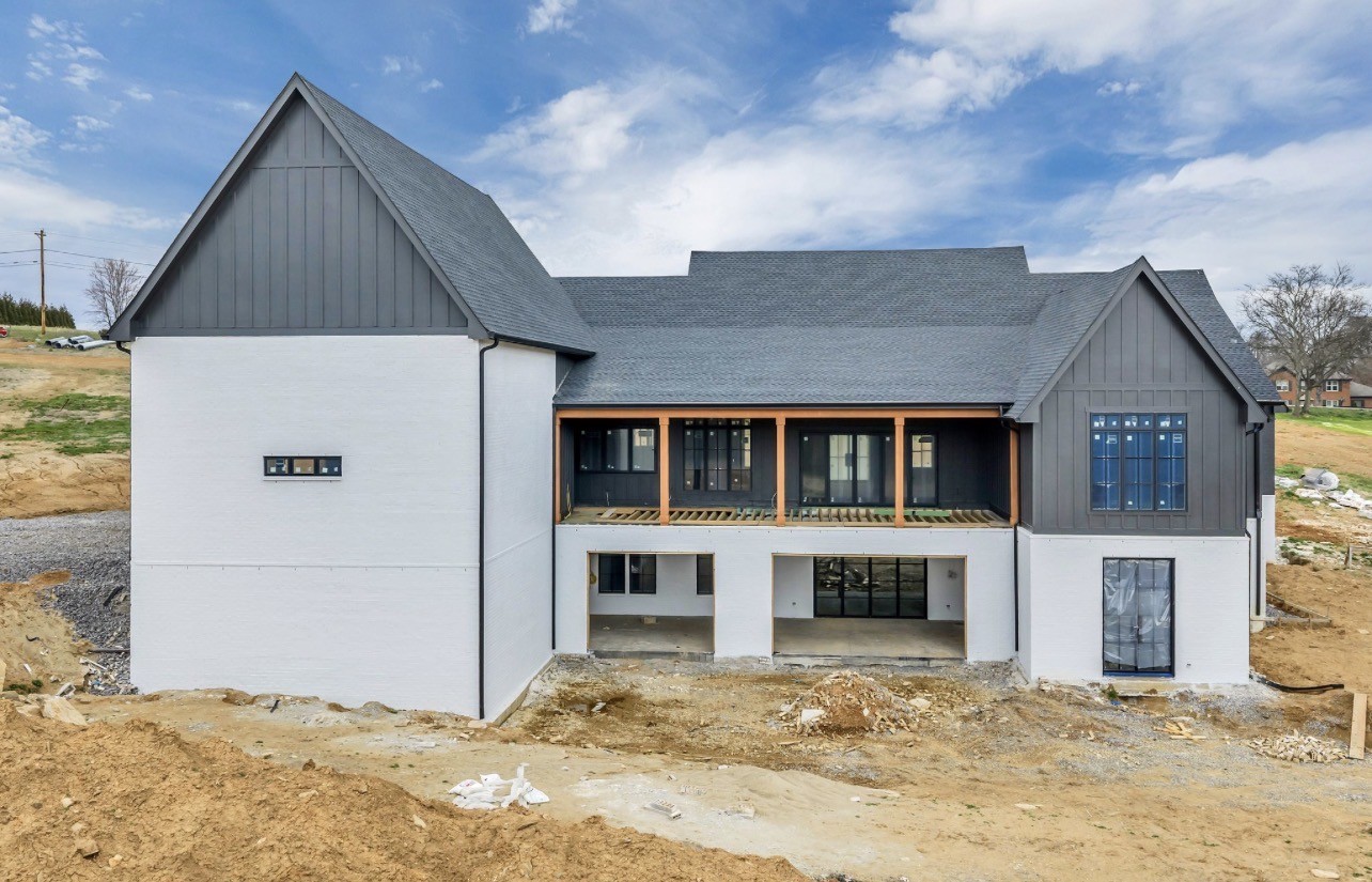 2388 Darks Mill Road Columbia TN 38401