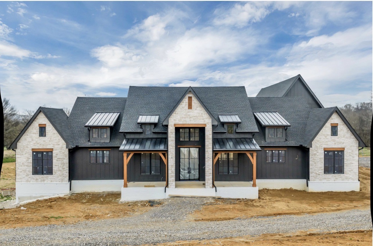 2388 Darks Mill Road Columbia TN 38401