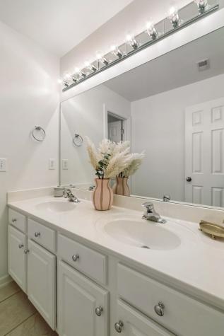 1264 Twelve Stones Crossing Goodlettsville TN 37072
