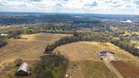 2728 Hartsville Pike Castalian Springs TN 37031