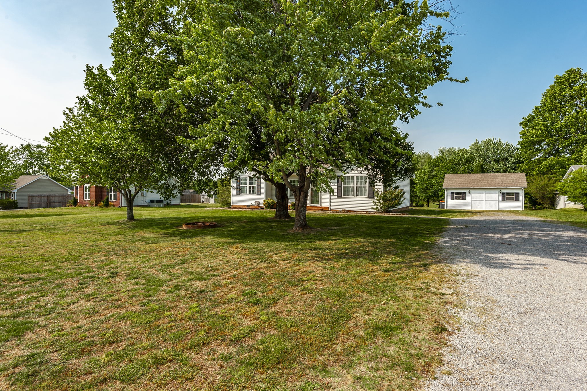 1667 Highway 259 Portland TN 37148