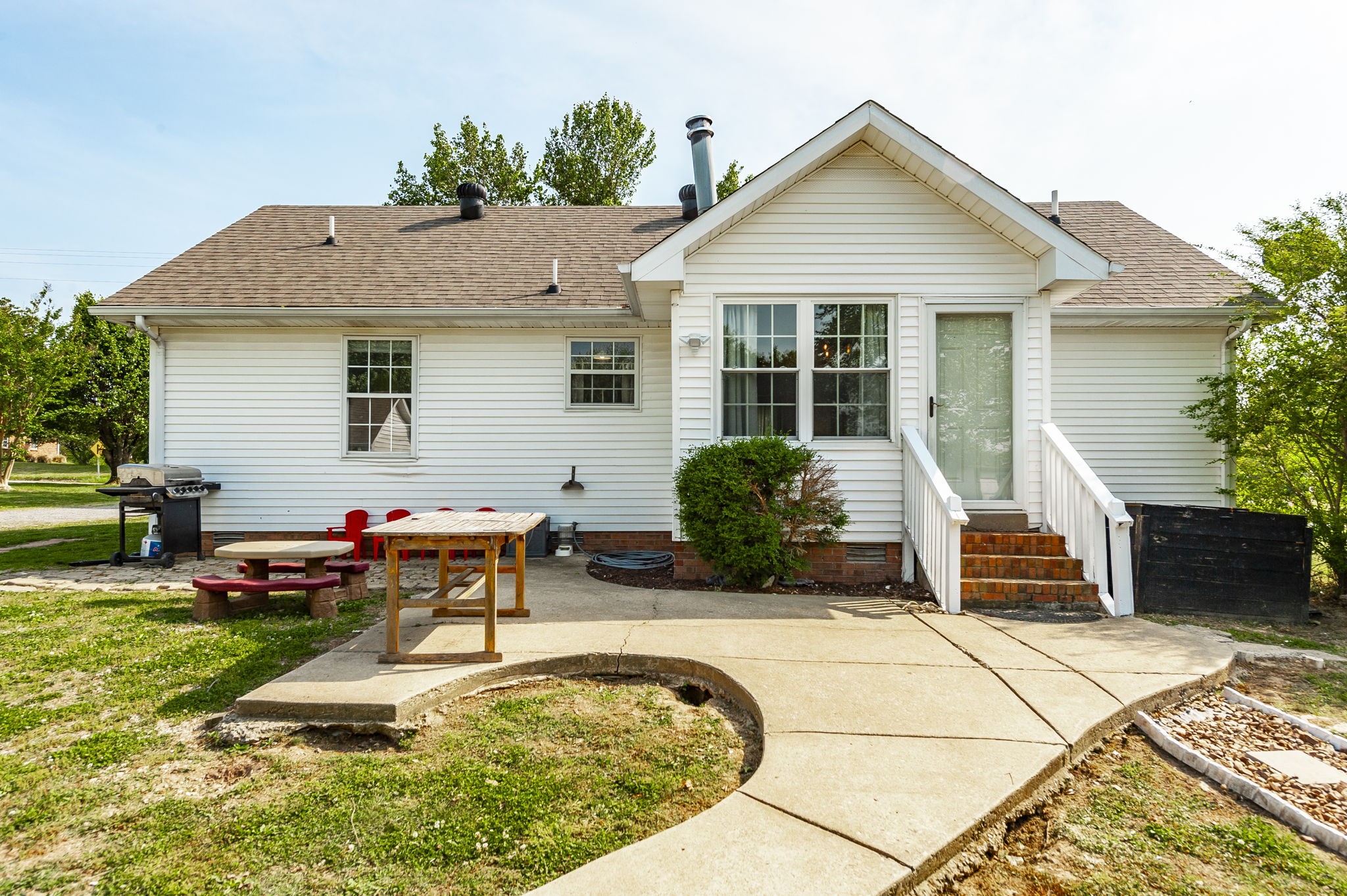 1667 Highway 259 Portland TN 37148