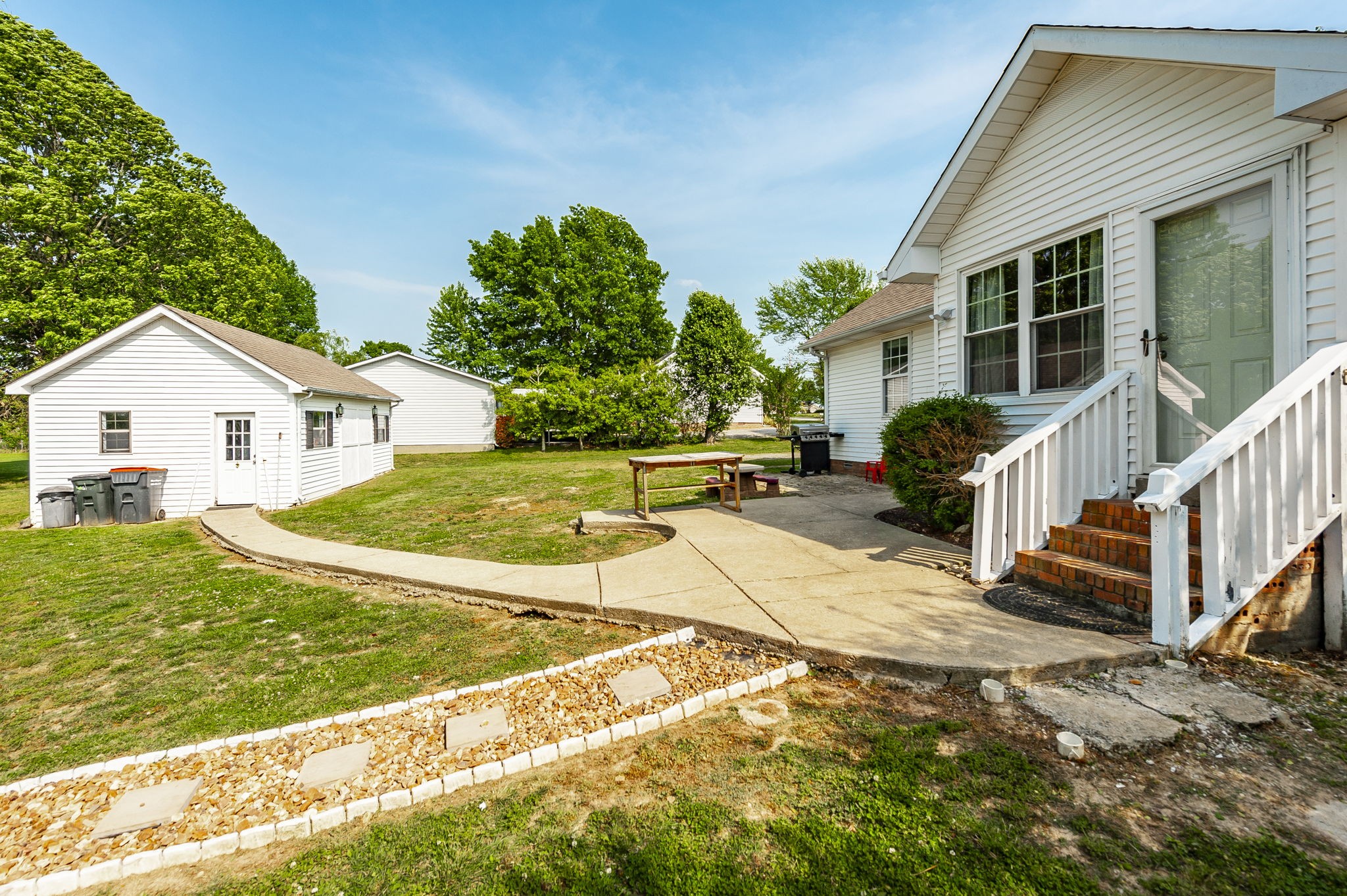 1667 Highway 259 Portland TN 37148