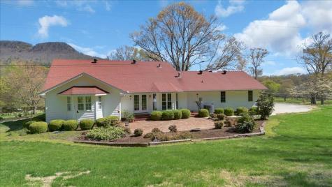 369 Sweetens Cove Road South Pittsburg TN 37380