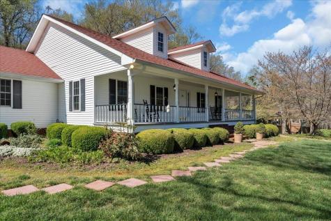 369 Sweetens Cove Road South Pittsburg TN 37380