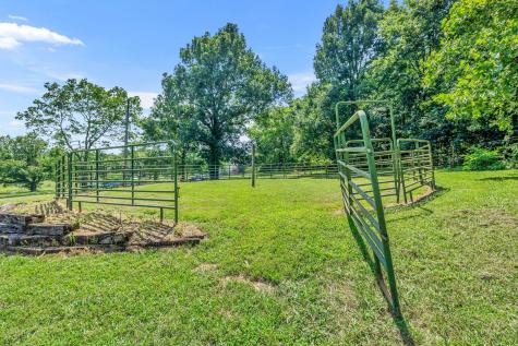 4877 Sparta Pike Watertown TN 37184