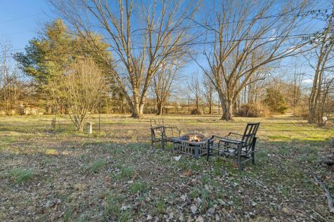 1337 Oaklawn Road Chapmansboro TN 37035