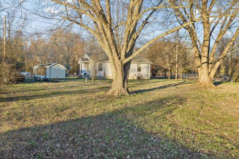 1337 Oaklawn Road Chapmansboro TN 37035