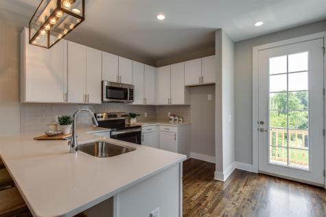 217 Porter Village Circle Nashville TN 37206