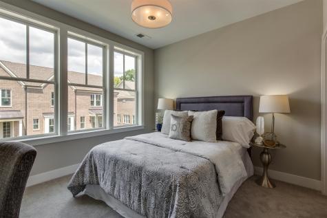 217 Porter Village Circle Nashville TN 37206