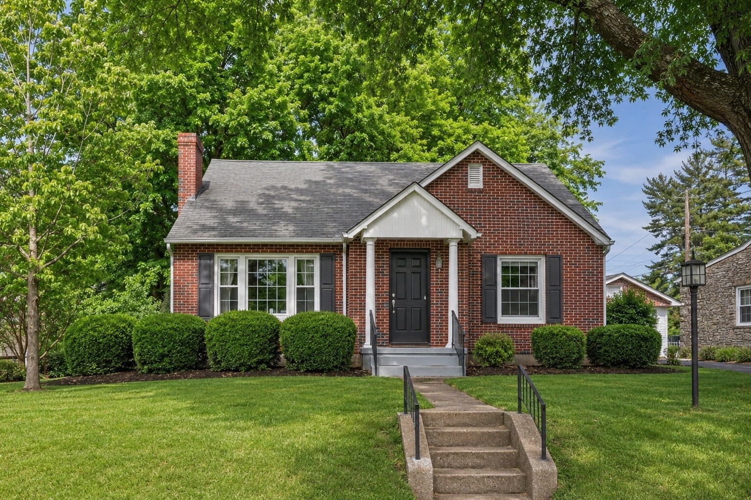 502 4th Avenue Fayetteville TN 37334