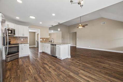 3565 Torrington Lane Clarksville TN 37042