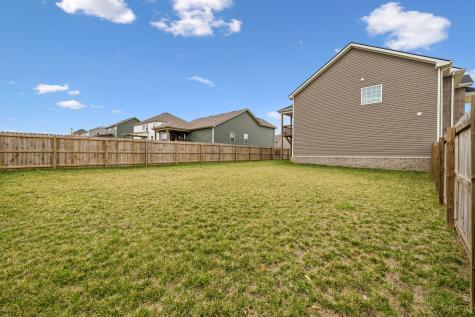 3565 Torrington Lane Clarksville TN 37042