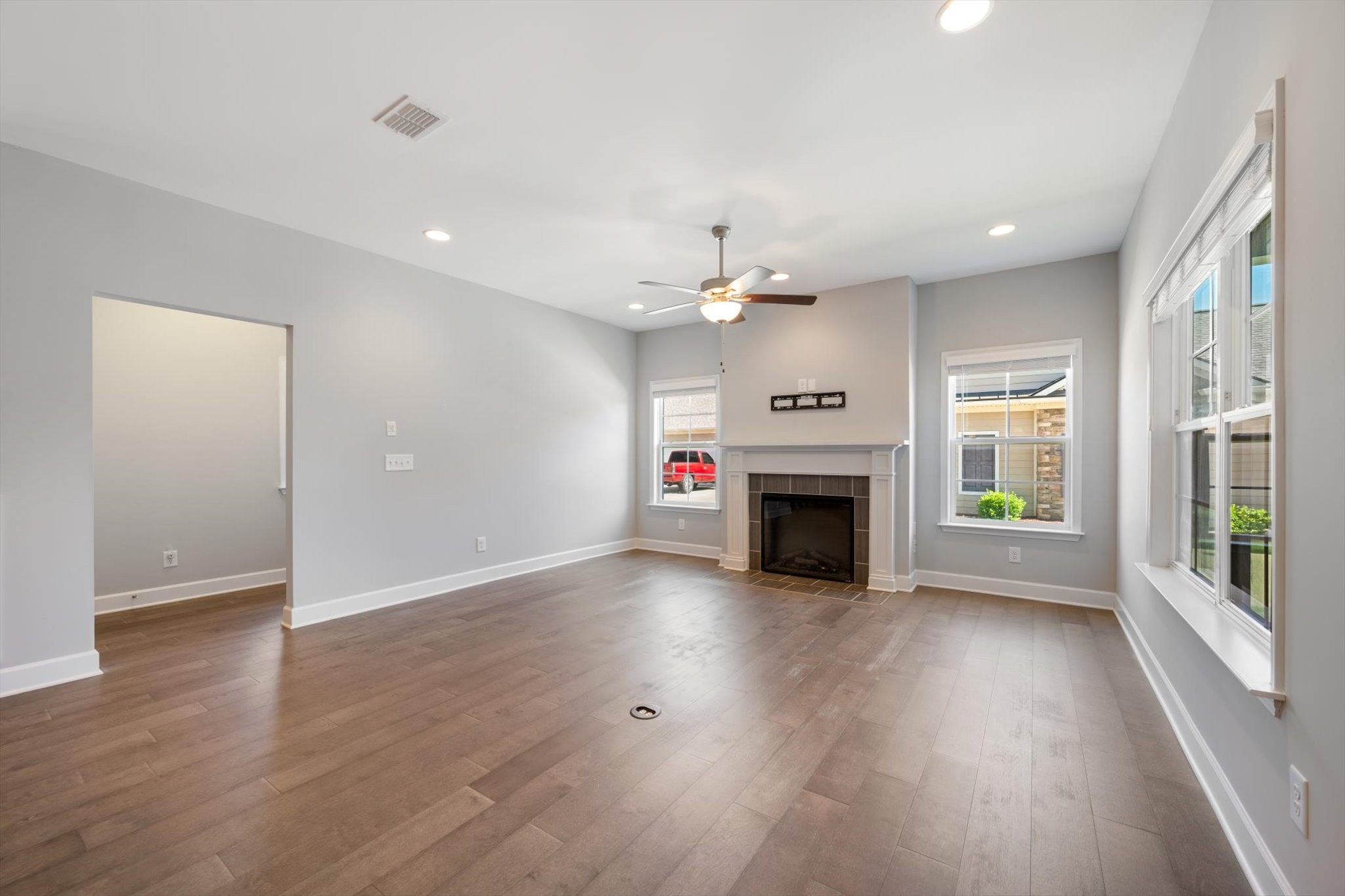 2326 Stonecenter Lane Murfreesboro TN 37128