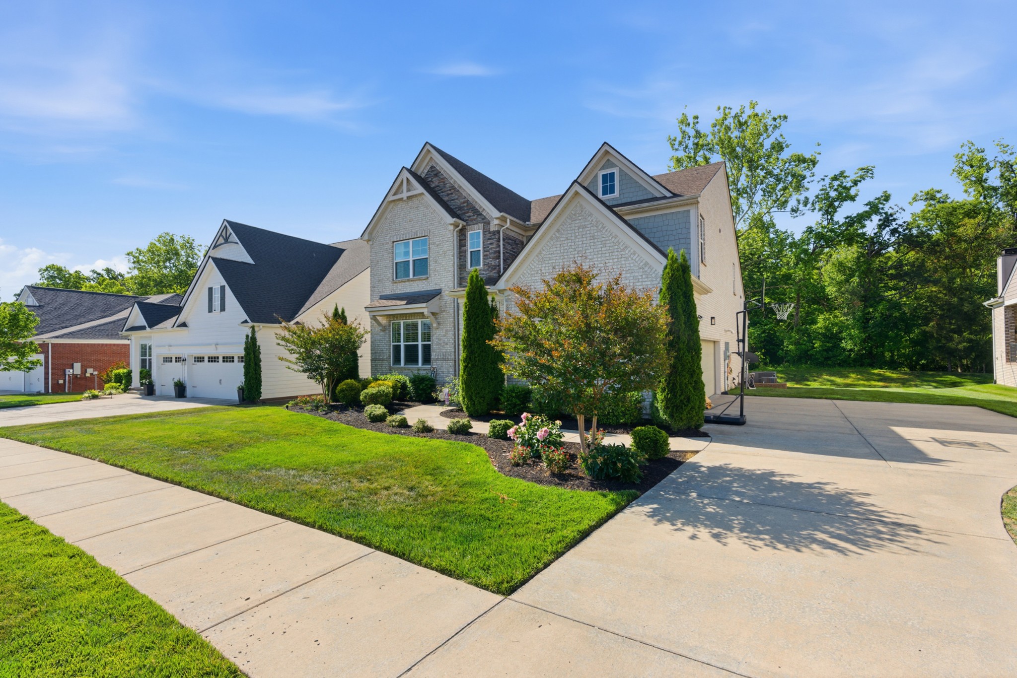 1089 River Oaks Boulevard Lebanon TN 37090