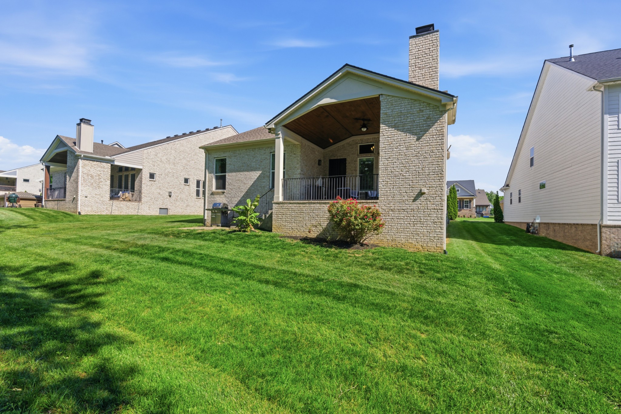1089 River Oaks Boulevard Lebanon TN 37090