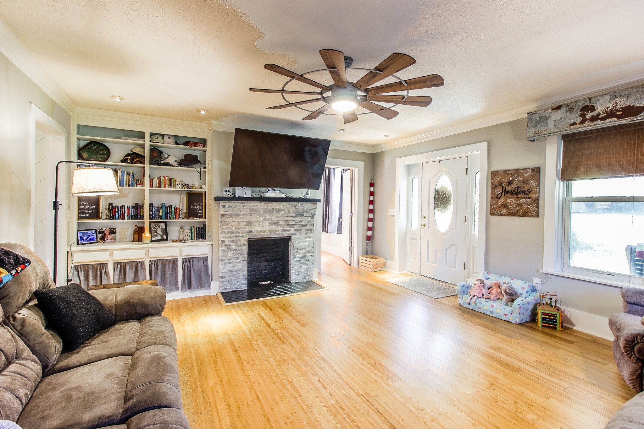 311 E Main Street Waverly TN 37185