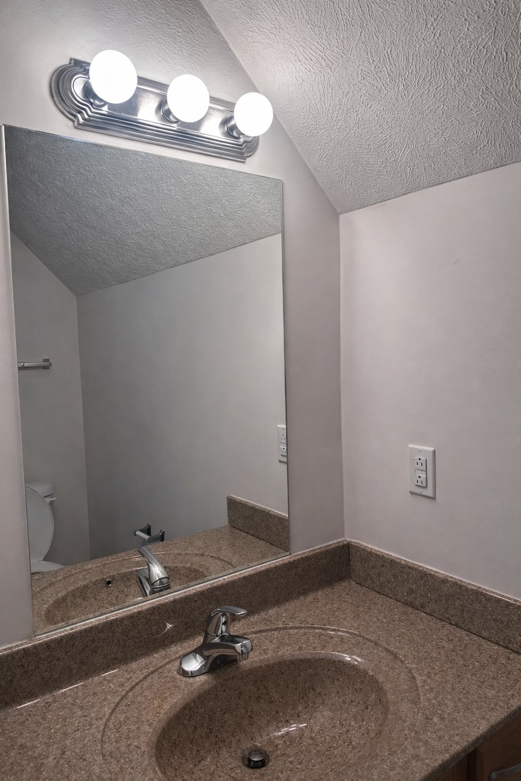 1205 Ash Ridge Drive Clarksville TN 37042