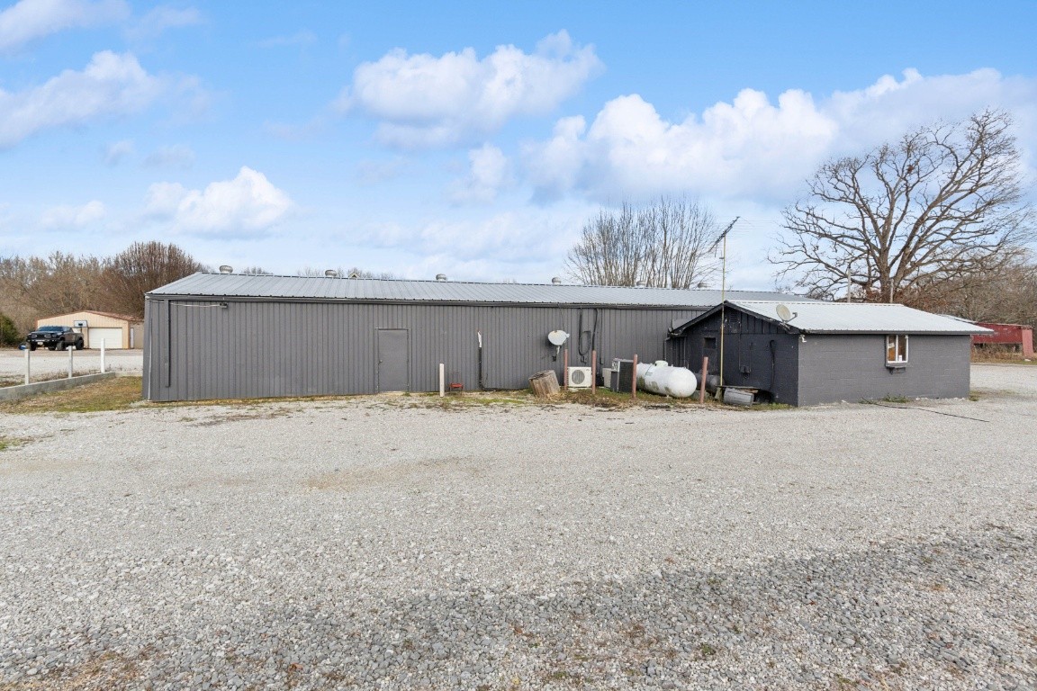 1821 Old Gamaliel Road Red Boiling Springs TN 37150