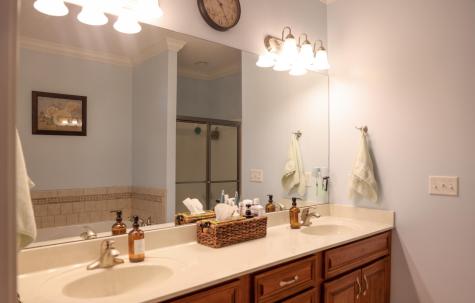 1008 Grey Oaks Lane Chattanooga TN 37421