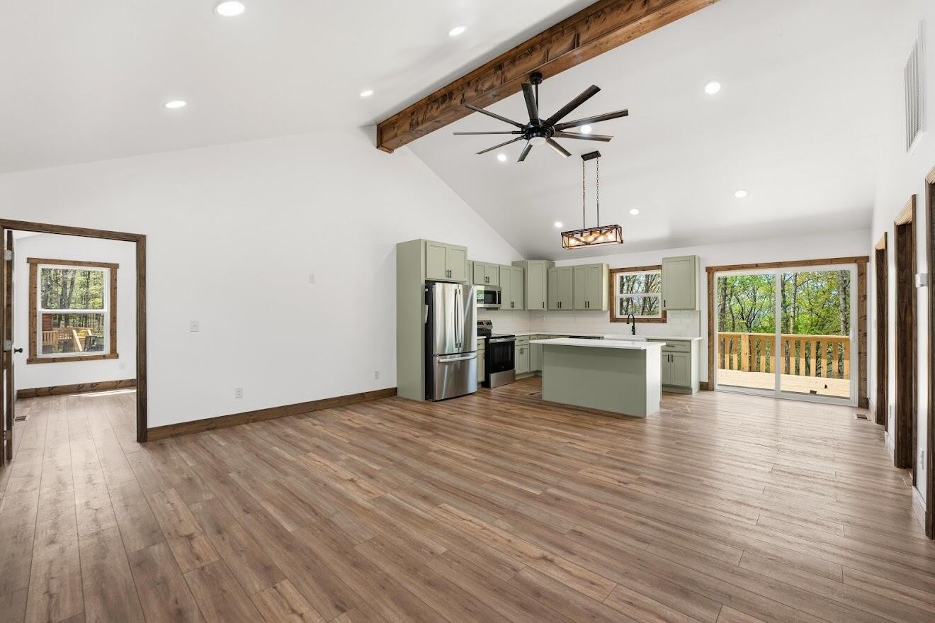 2387 Porch Rock Road Pikeville TN 37367