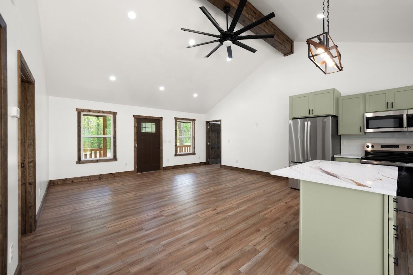 2387 Porch Rock Road Pikeville TN 37367