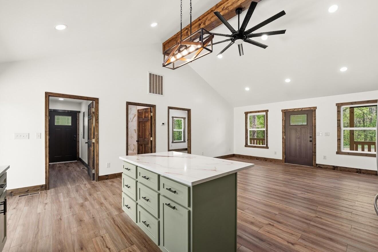 2387 Porch Rock Road Pikeville TN 37367