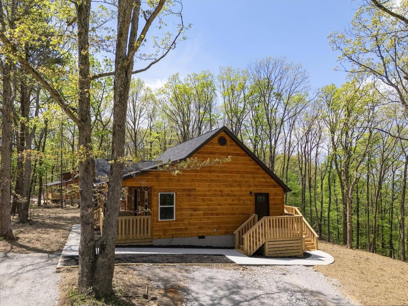 2387 Porch Rock Road Pikeville TN 37367