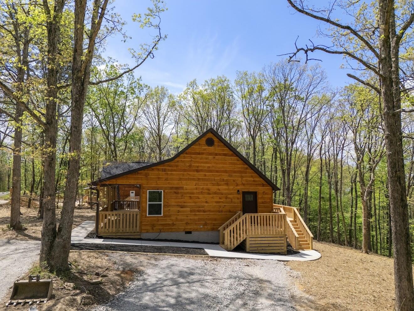 2387 Porch Rock Road Pikeville TN 37367