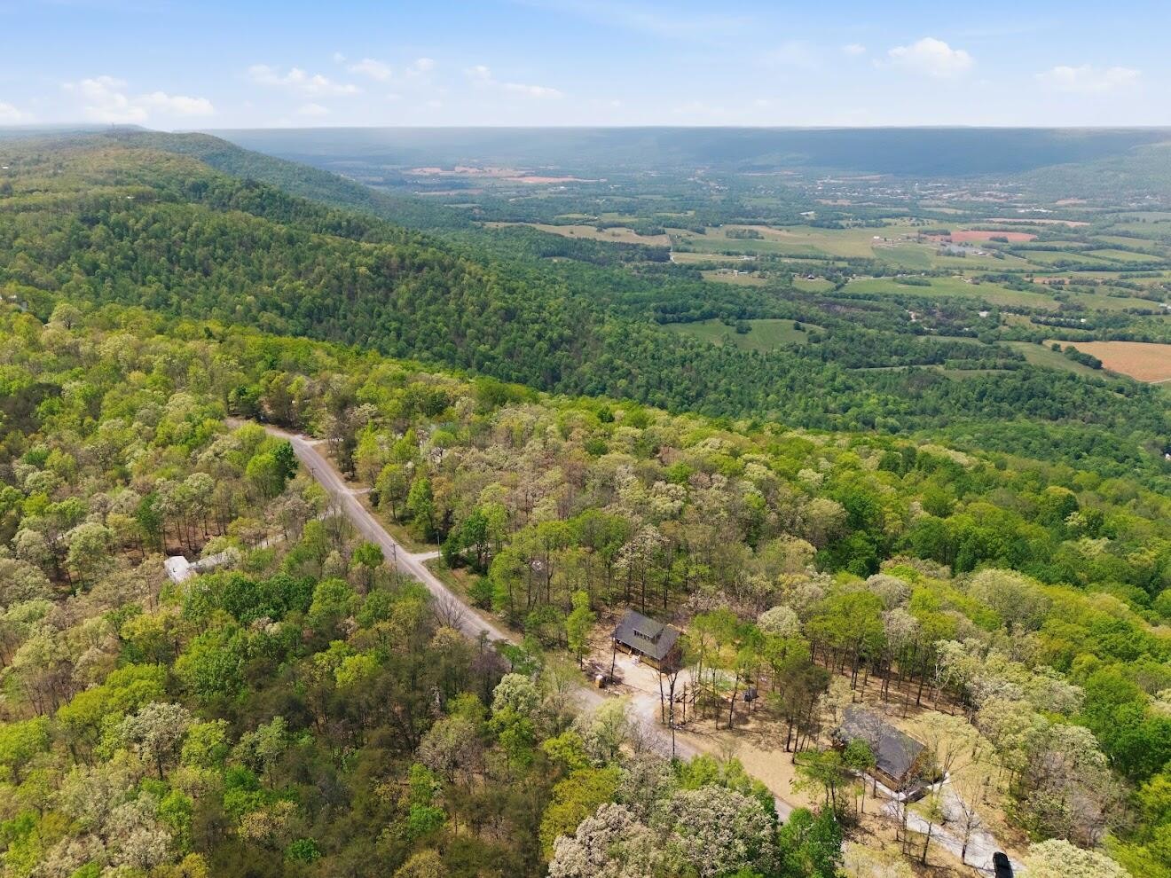 2387 Porch Rock Road Pikeville TN 37367