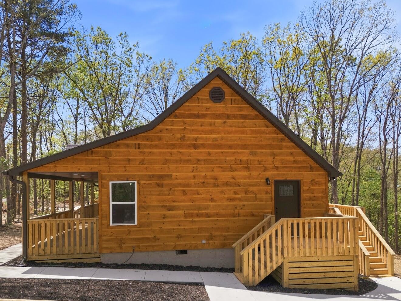 2387 Porch Rock Road Pikeville TN 37367