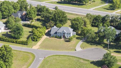 209 Barrington Ct, W Franklin TN 37067