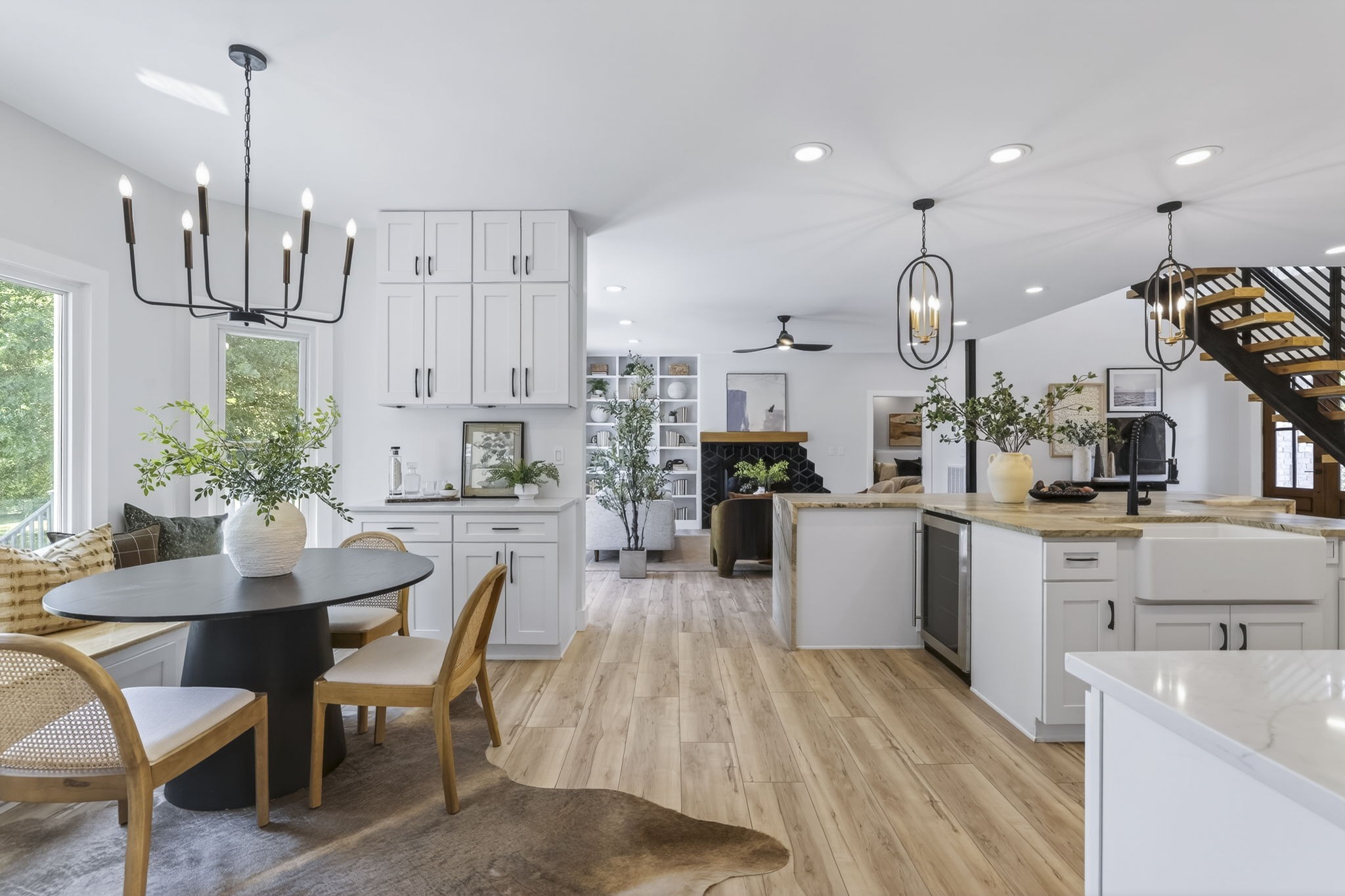 209 Barrington Ct, W Franklin TN 37067