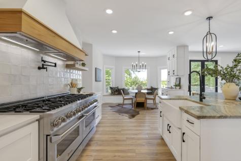 209 Barrington Ct, W Franklin TN 37067