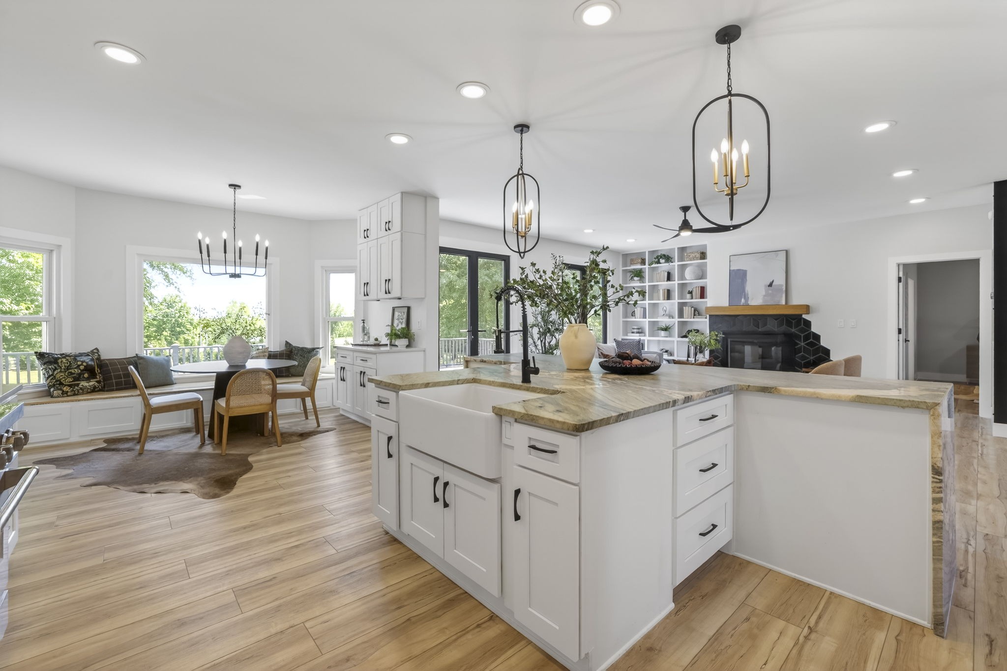 209 Barrington Ct, W Franklin TN 37067
