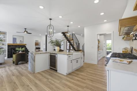 209 Barrington Ct, W Franklin TN 37067