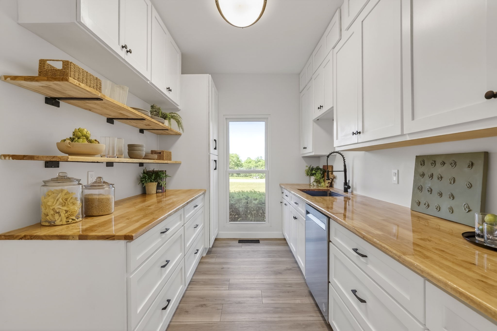 209 Barrington Ct, W Franklin TN 37067