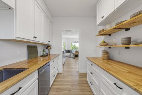209 Barrington Ct, W Franklin TN 37067