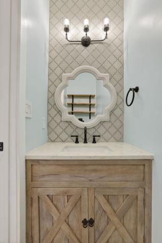 209 Barrington Ct, W Franklin TN 37067