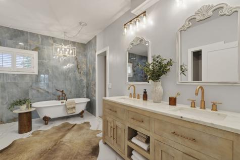 209 Barrington Ct, W Franklin TN 37067