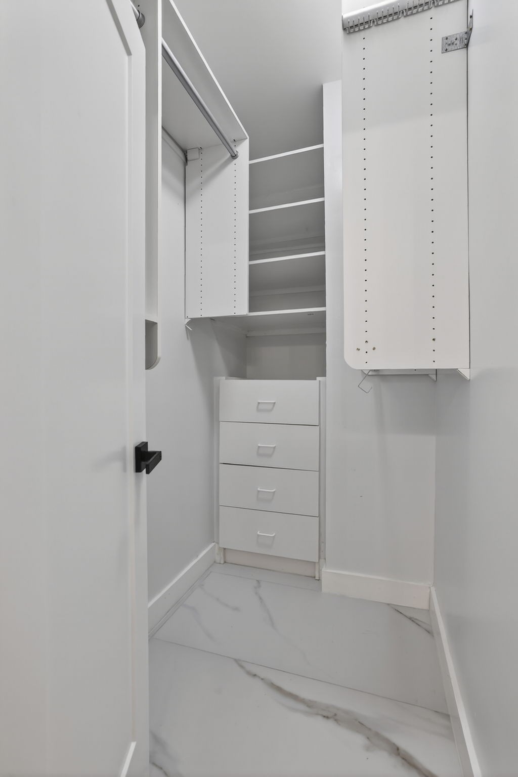 209 Barrington Ct, W Franklin TN 37067