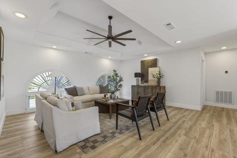 209 Barrington Ct, W Franklin TN 37067